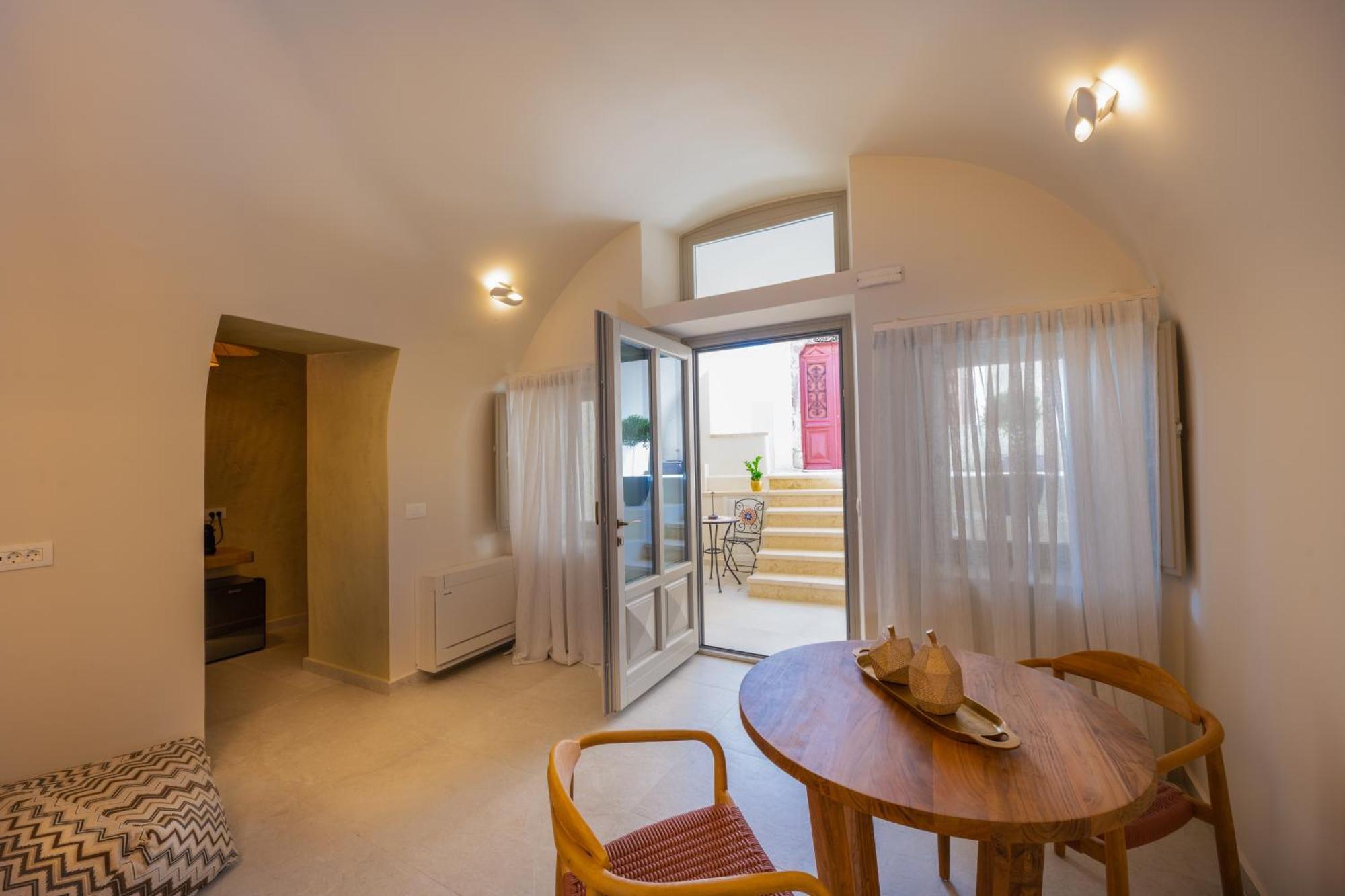 La Madeleine Oia Bed & Breakfast ภายนอก รูปภาพ